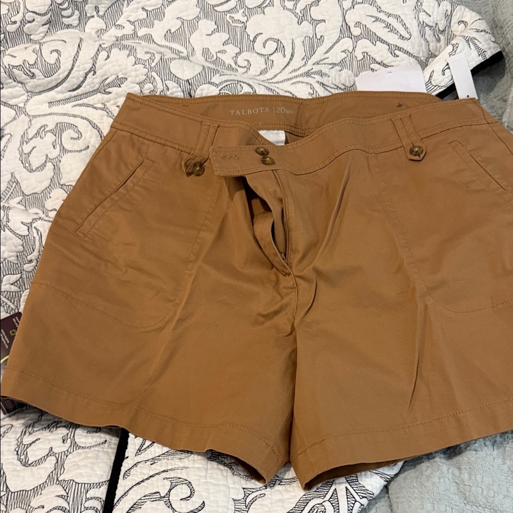 Talbots Women's Tan Cargo Shorts
